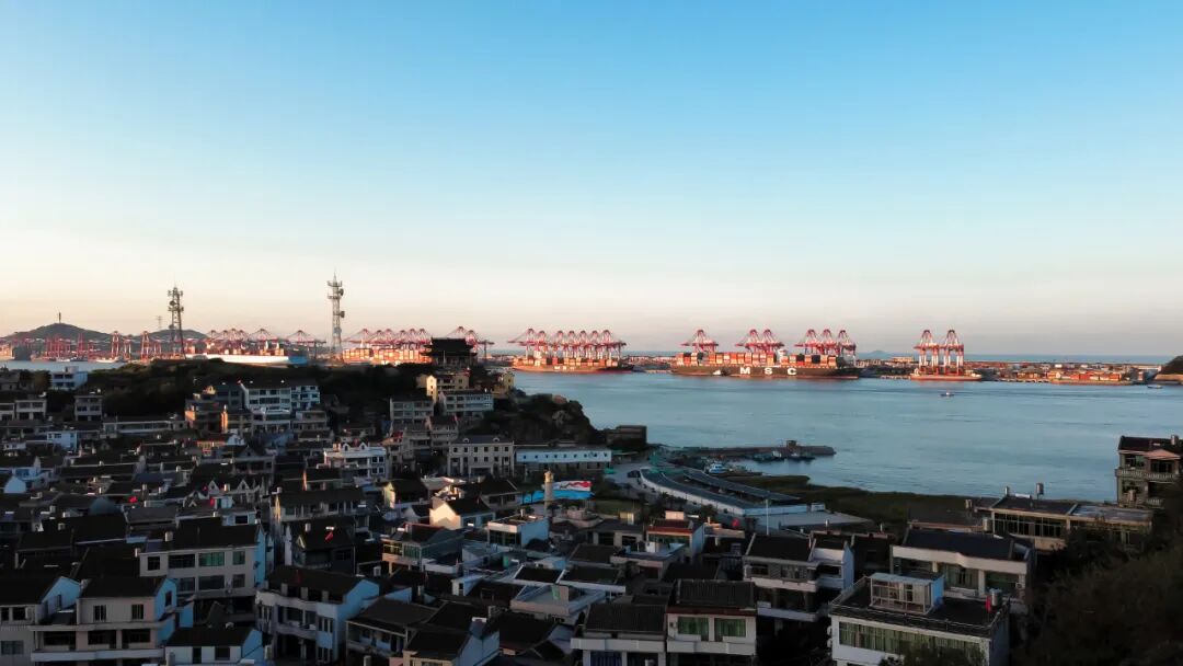 上港集团租赁洋山四期，年租金约7.8亿元